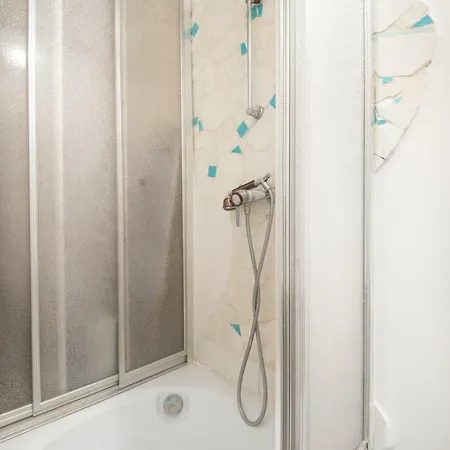 Apartment Avenue Charles Floquet Ii By Onefinestay Paris